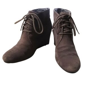 Clarks Bendables Boots Brown Suede Wedge Lace Up Ankle Wedge